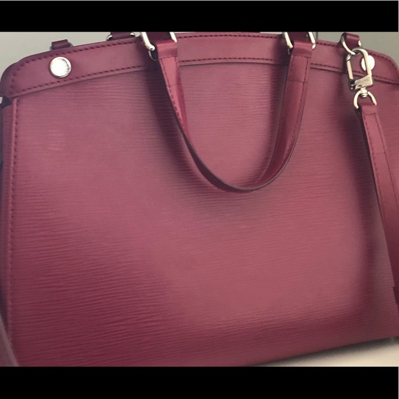 Louis Vuitton Epi Leather Brea MM Bag - Picture 2 of 8